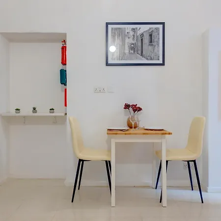 Appartamento Trendy 1 Bedroom In The Heart Of