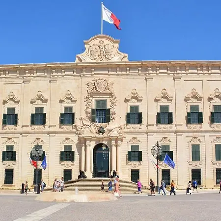 Trendy 1 Bedroom In The Heart Of Appartamento *